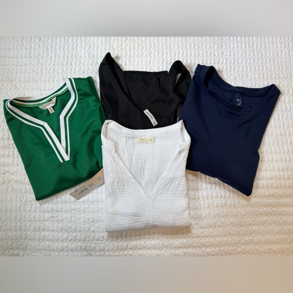Various Tops - Women’s 4- Pc M/S Summer Casual Tops Bundle